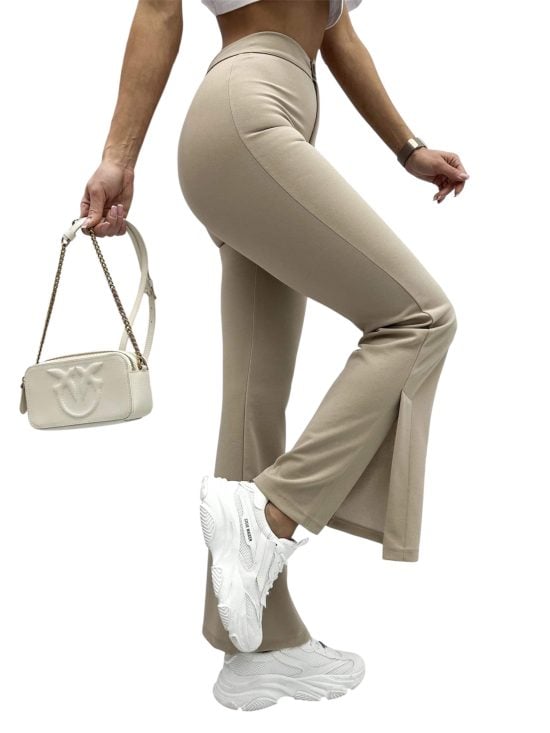 Legginsy dzwony z rozcięciem